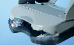 Leitz perforateur Nexxt 5008, bleu