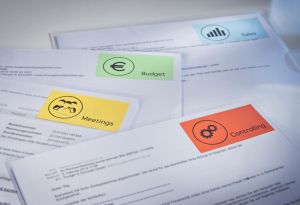 Avery &eacute;tiquettes universelles color&eacute;es ft 105 x 37 mm (l x h), 1600 pi&egrave;ces, jaune