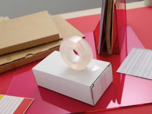 Scotch ruban adh&eacute;sif Crystal, ft 19 mm x 7,5 m, blister avec 1 d&eacute;rouleur et 1 rouleau