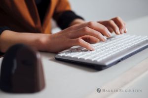 Compact-toetsenbord-ergonomisch-toetsenbord-bakkerelkhuizen-ultraboard1