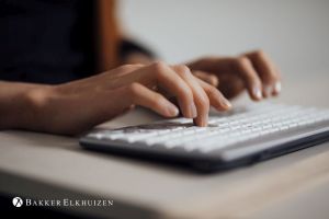 Compact-toetsenbord-ergonomisch-toetsenbord-bakkerelkhuizen-ultraboard13